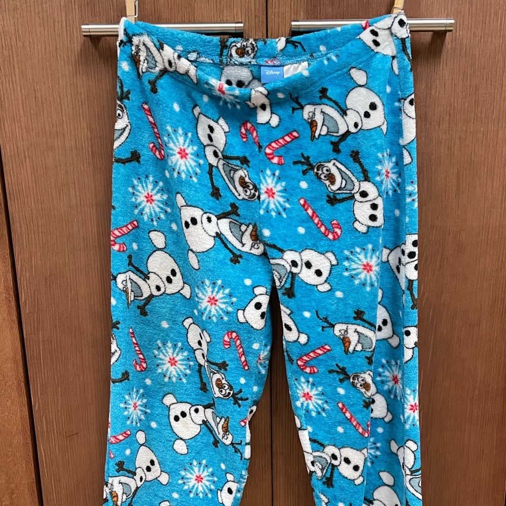 Olaf Christmas super soft sleep pants. Size Small